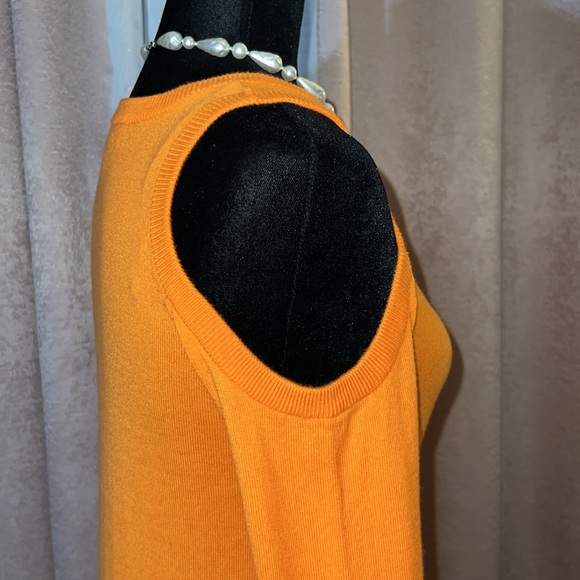 Michael Kors Size XS Orange Cold Shoulder Sweater - Picture 7 of 15